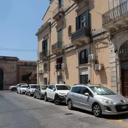 Casa Noal דירה סירקוזה